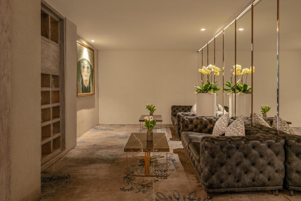 A&Em Saigon Hotel